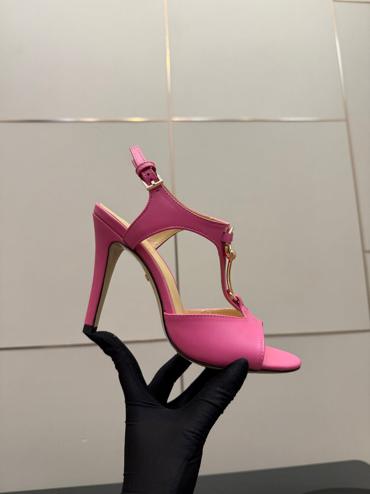 GG G-Buckle High-Heeled Sandals 10.5cm Pink  Cowhide 725307