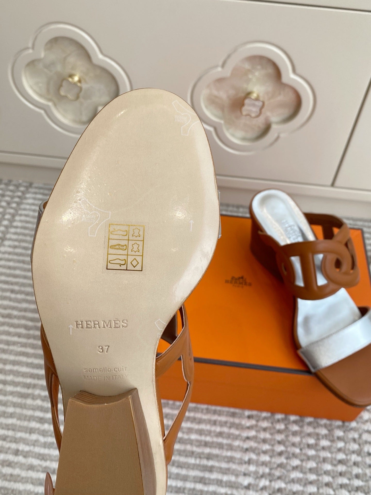 HM Lipari Sandal 7cm Tan Sliver Leather 776555