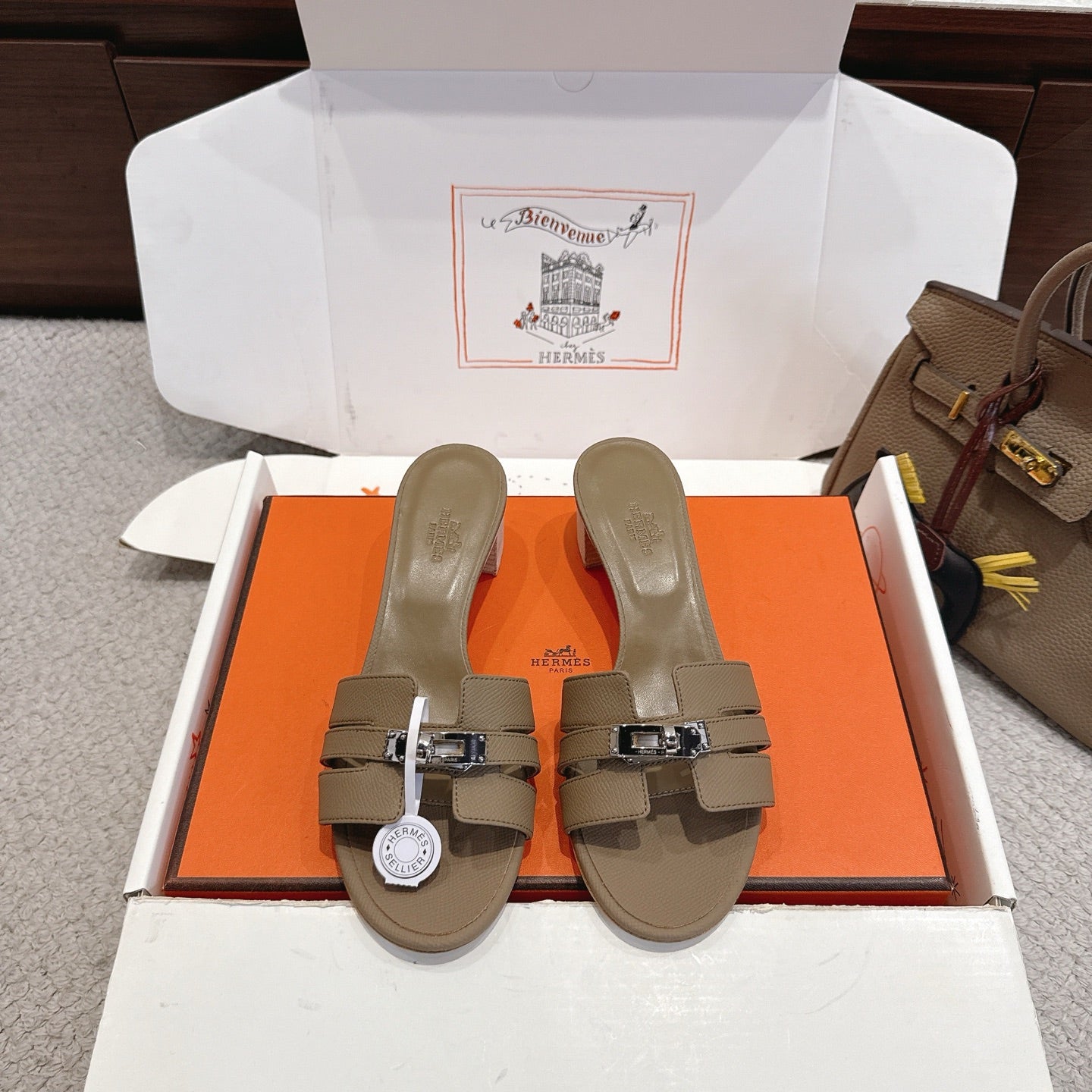 HM Kelly Buckle Sandals 5cm Taupe Leather 804996