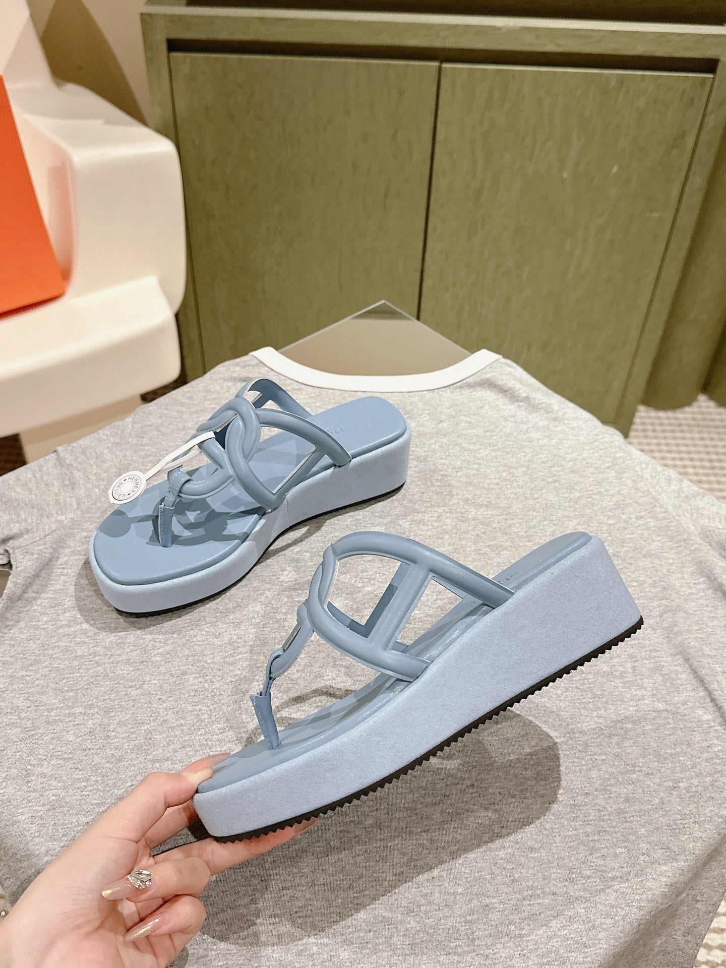 HM  Gipsy  Sandals 50mm Light Blue Sheepskin 484754