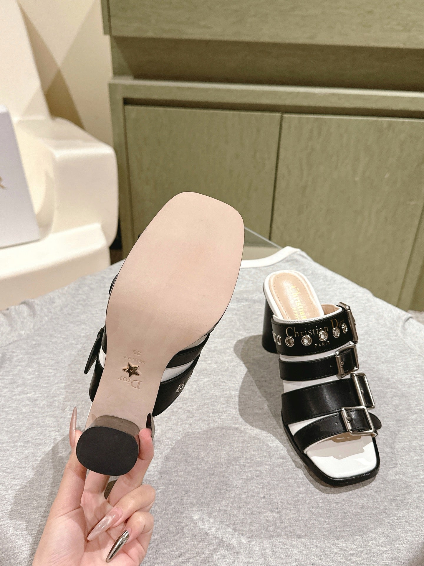 CD 26s High Heel Sandal 65 Black White Lambskin 661542