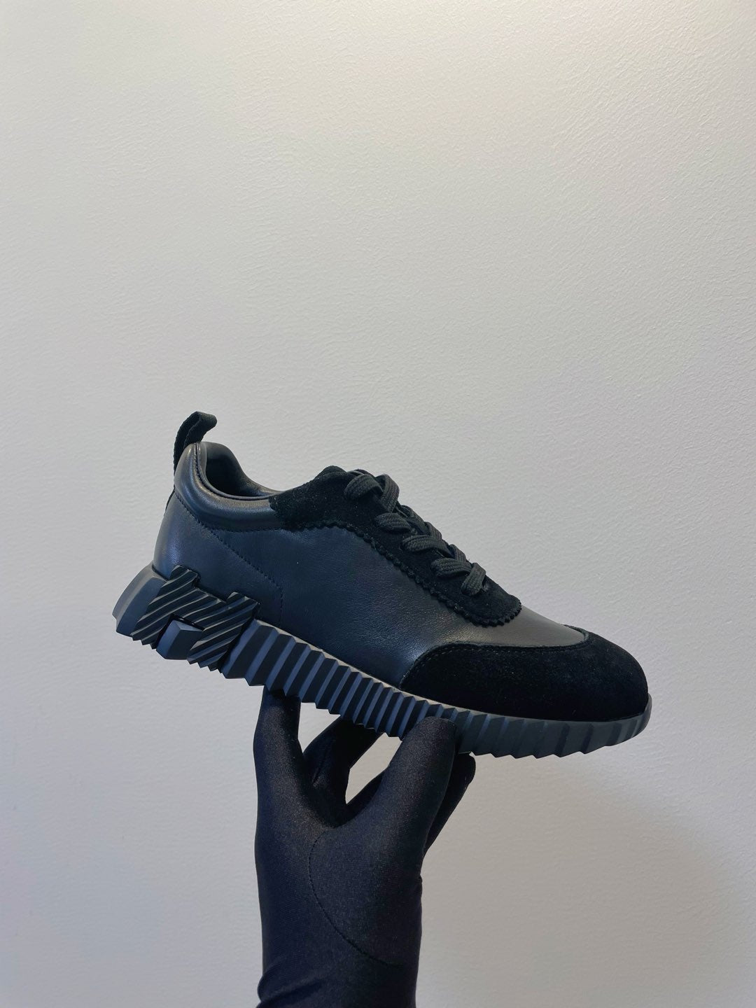 HM Bouncing sneaker Black Calfskin and Suede 212289