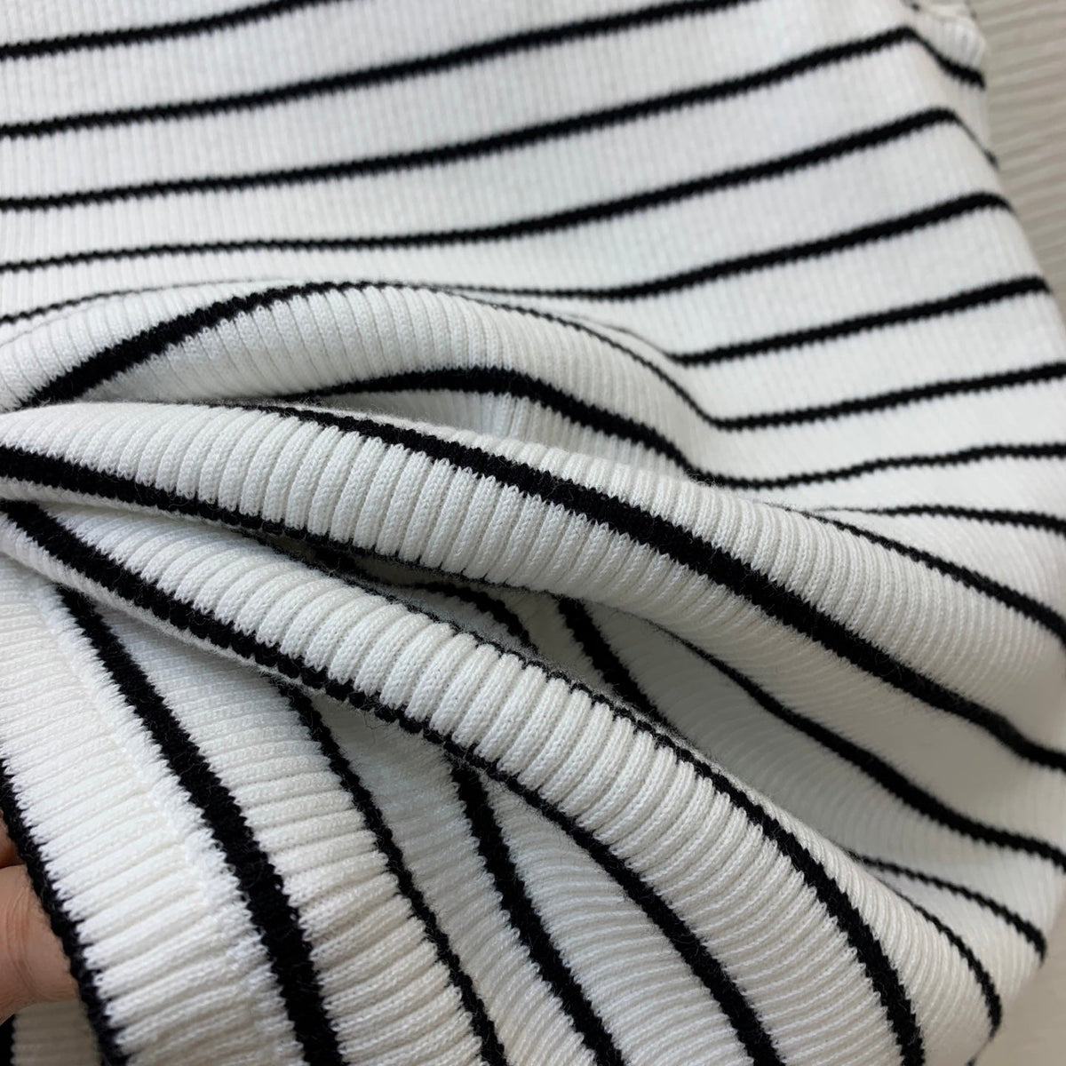 Celine 26s Slim Fit Stretch Knit Vest Black White Cotton 406351