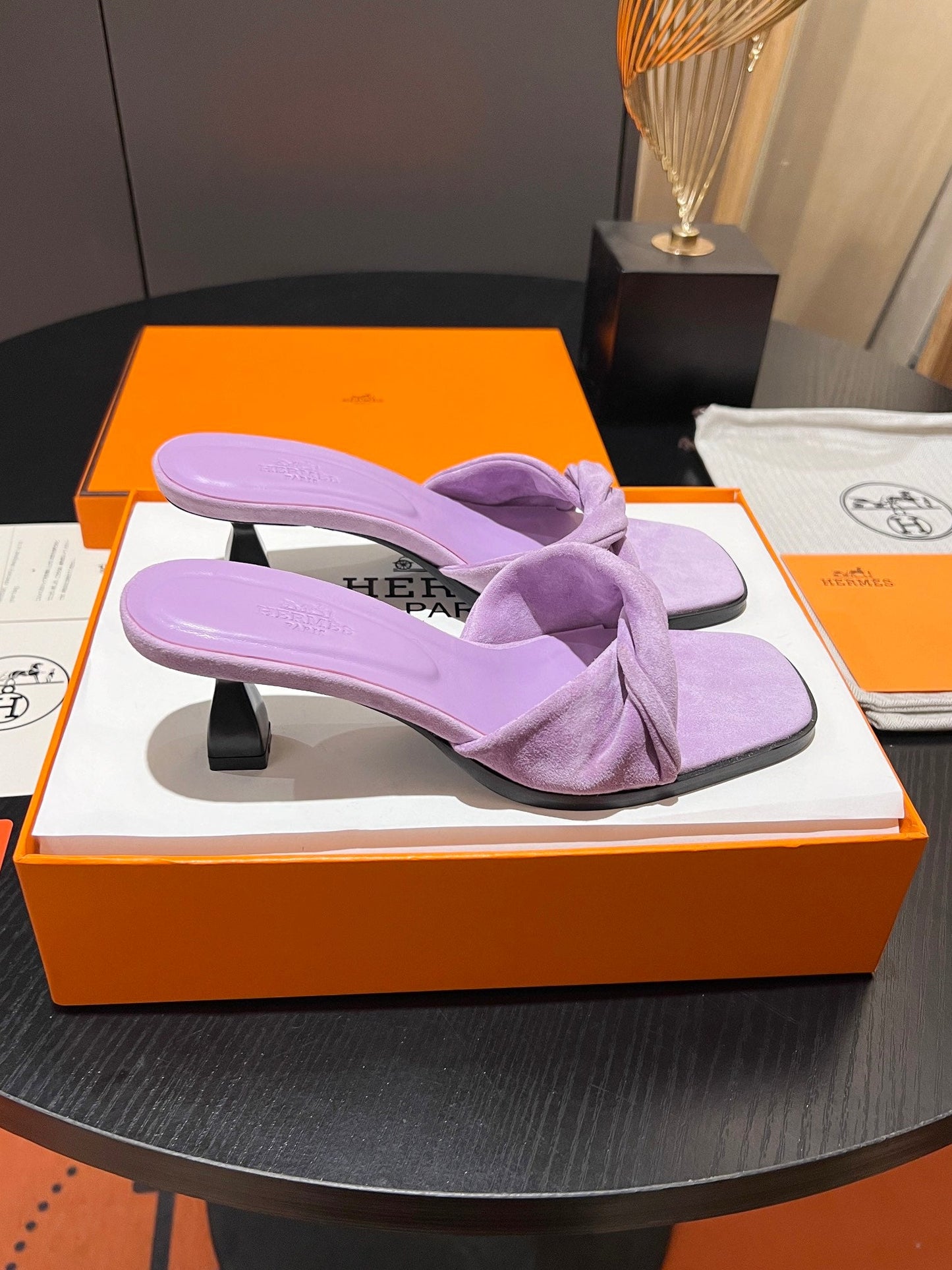 HM Giny Sandal 5.5 Light Pink Suede Calfskin 680060