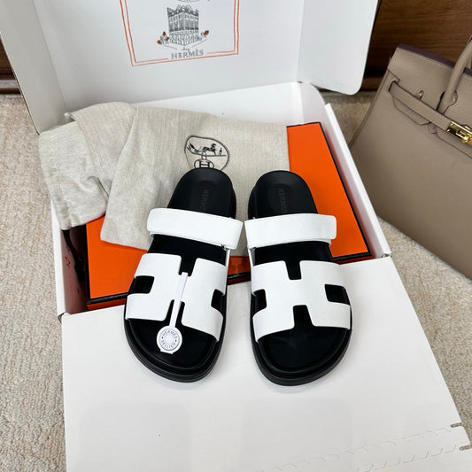 HM Chypre Sandal Black White Espom Leather 862392