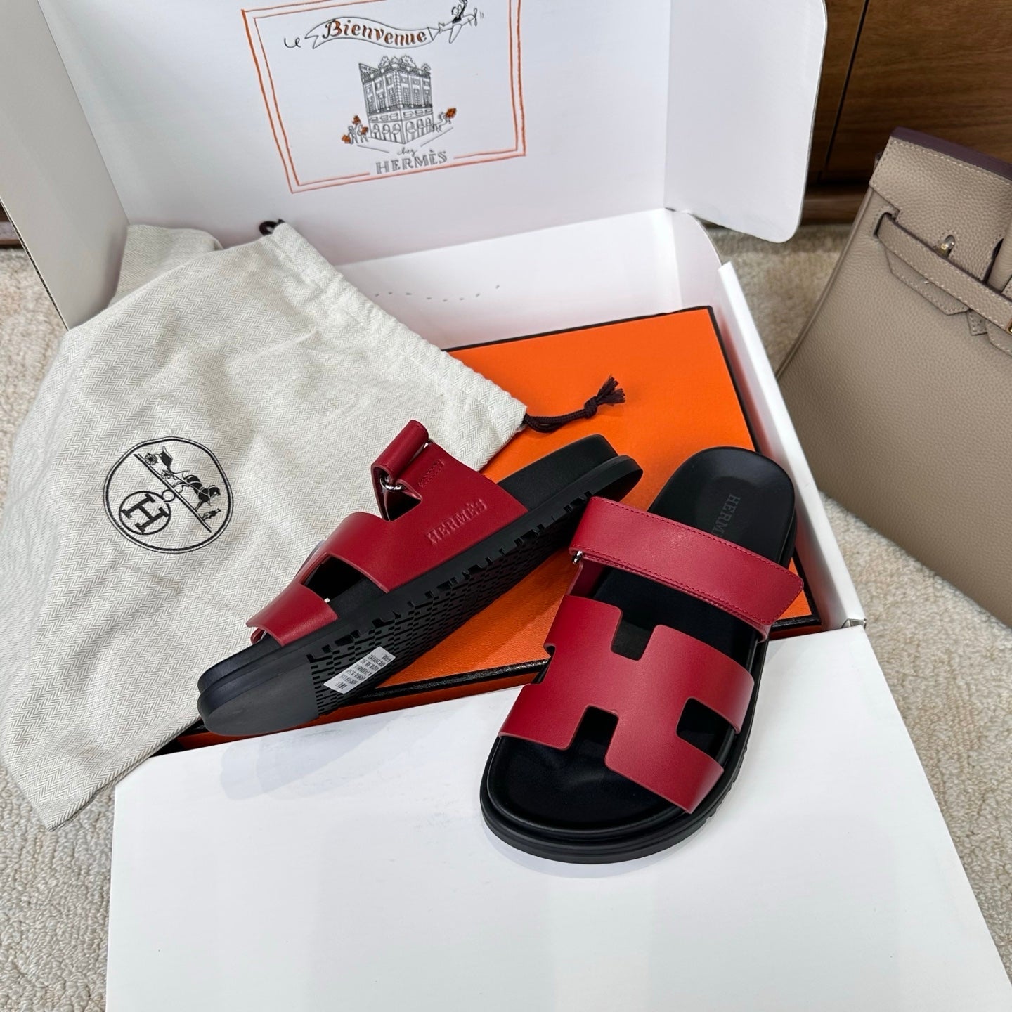 HM Chypre Sandal Black Red Leather 862400
