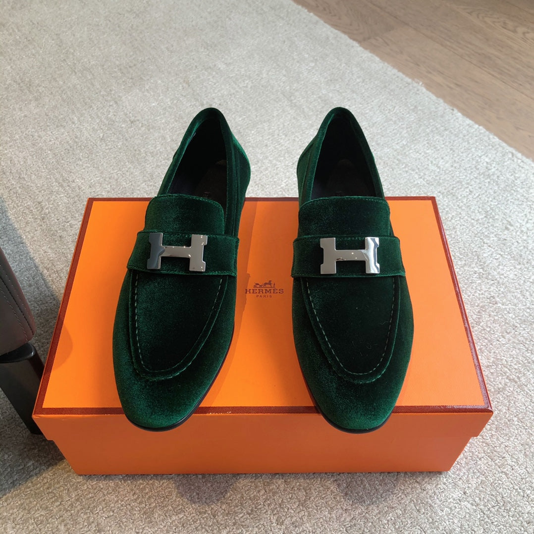 Paris Loafer Green Velvet Fabric With Silver Signature Buckle 509393