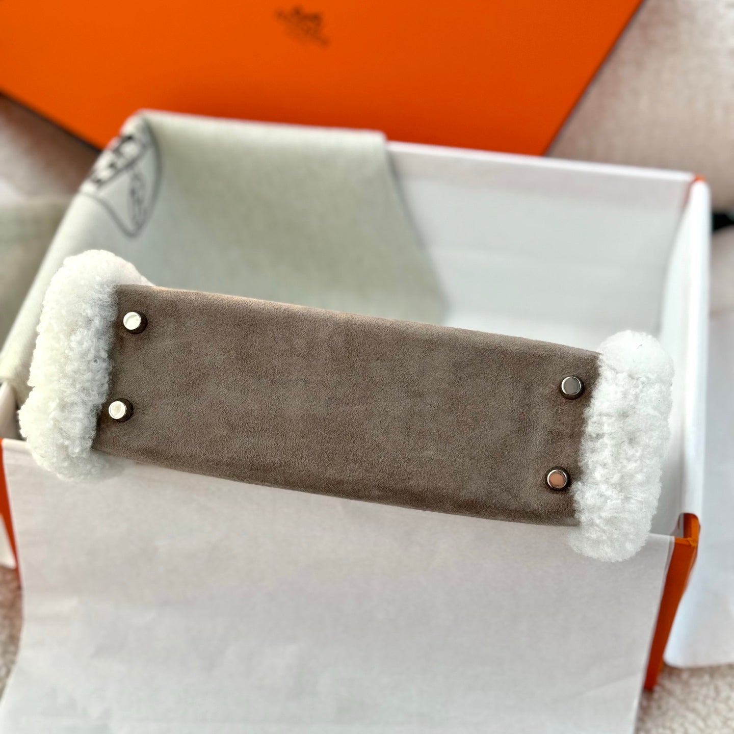 HM Teddy Kelly Bag 20cm Taupe Suede Shearing 284469