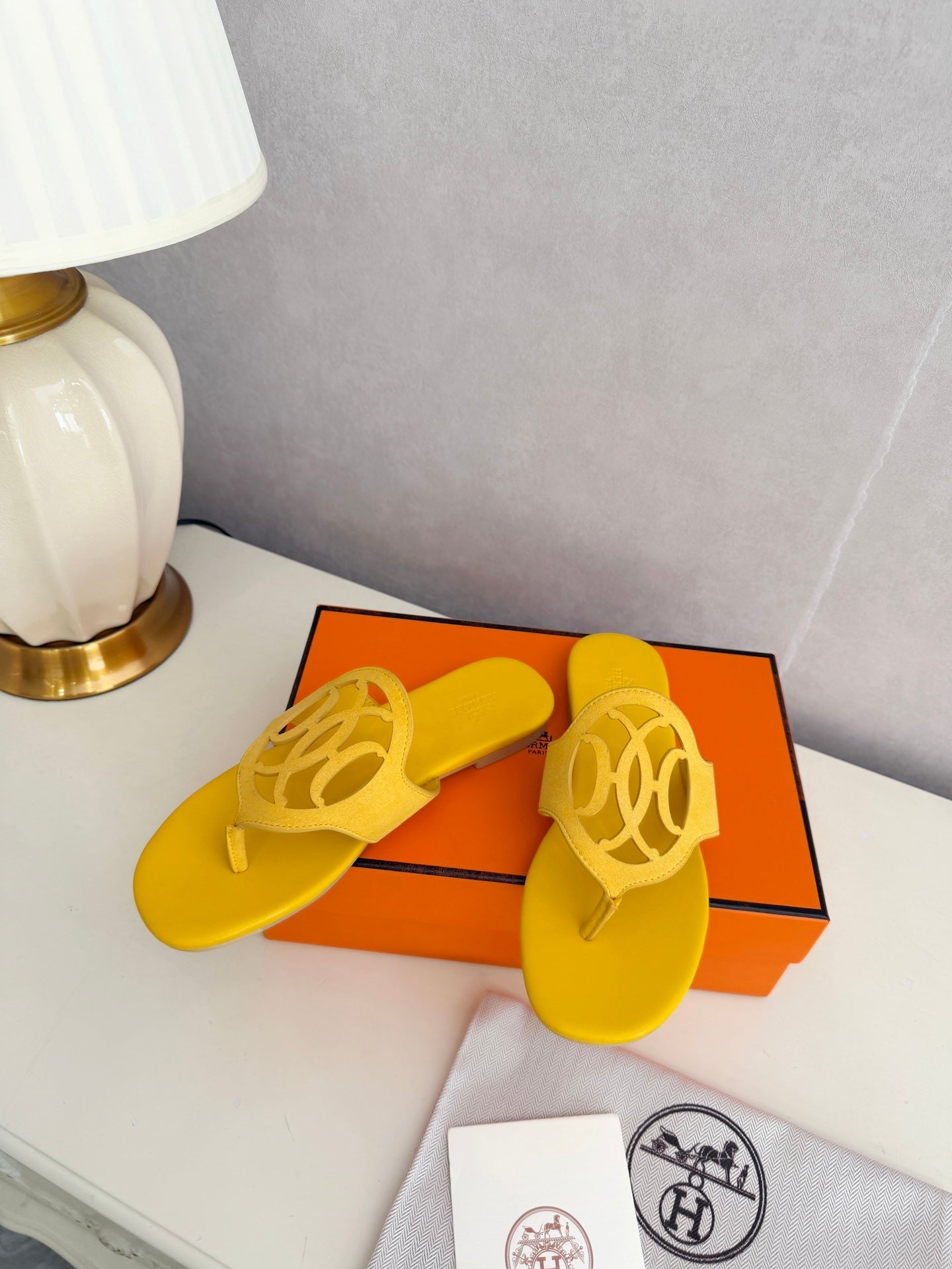 HM Mage Sandal Yellow Lambskin 605905