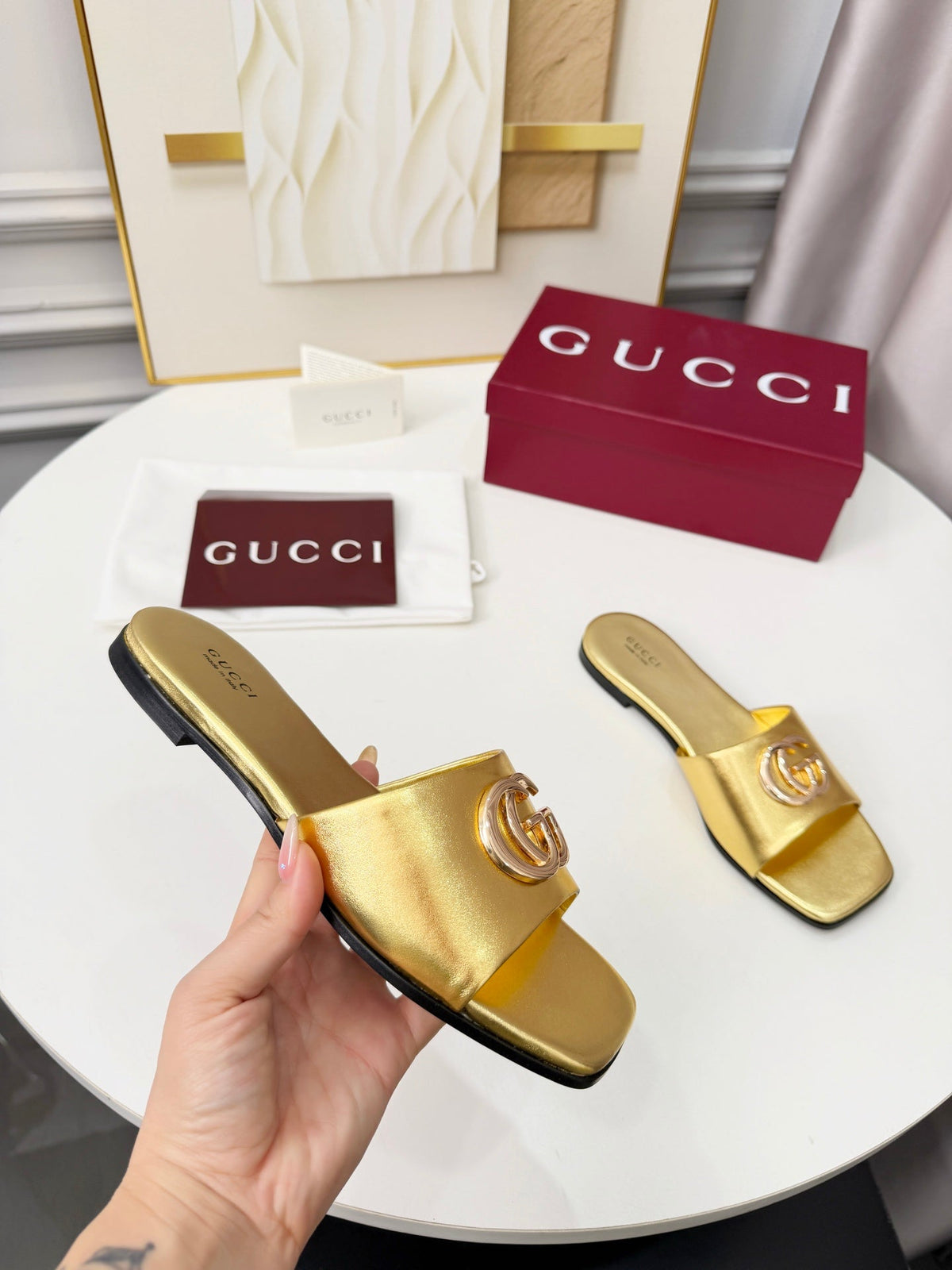 GG 2026 Early Spring Mule Gold Sheepskin 688517