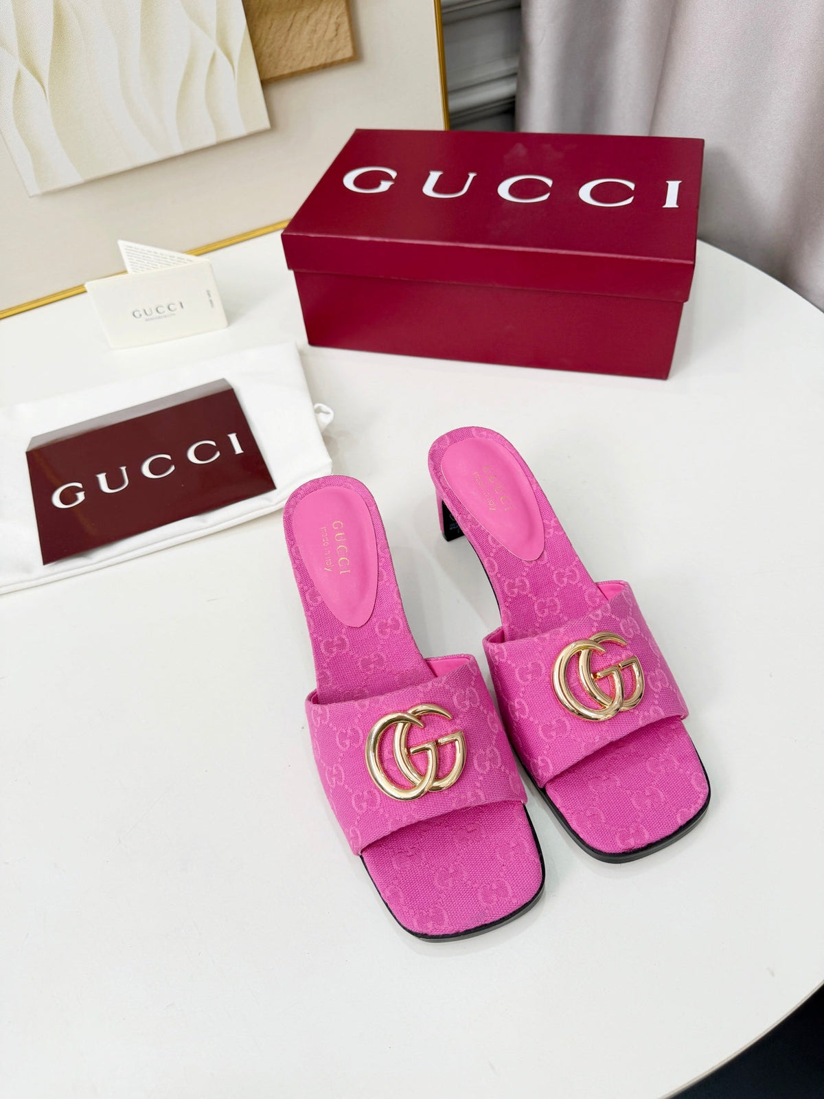 GG 2026 Early Spring Sandals Hot Pink Canvas Sheepskin 688524