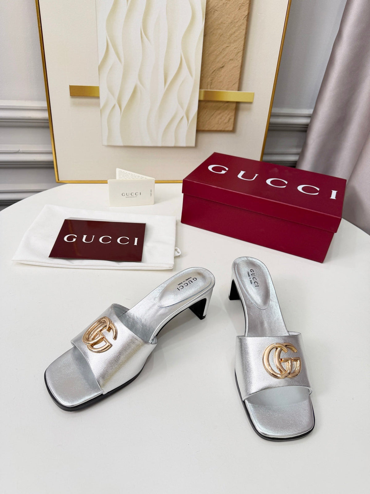 GG 2026 Early Spring Sandals Sliver Sheepskin 688527