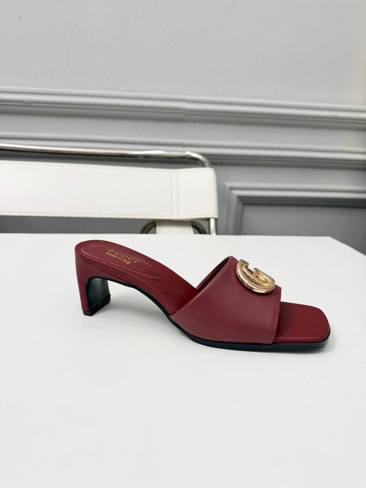 GG 2026 Early Spring Sandals Burgundy Sheepskin 688531