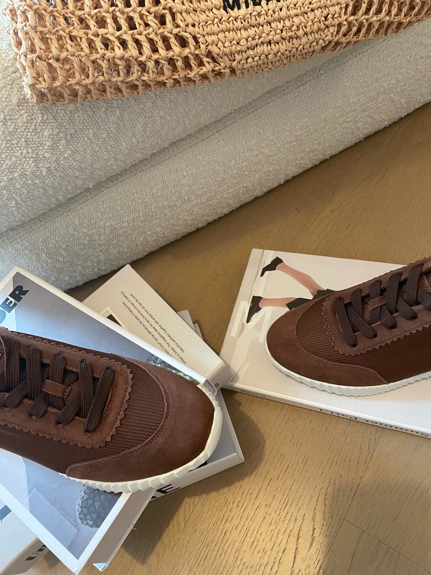 HM Bouncing 35 Sneakers Chocolate Canvas & Suede Goatskin H Orange