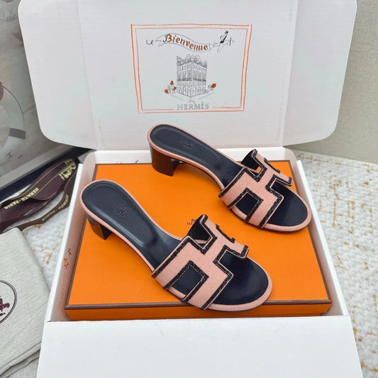 HM 26ss Oran Sandals 50 Light Pink Black Sheepskin Rhinestone 625235