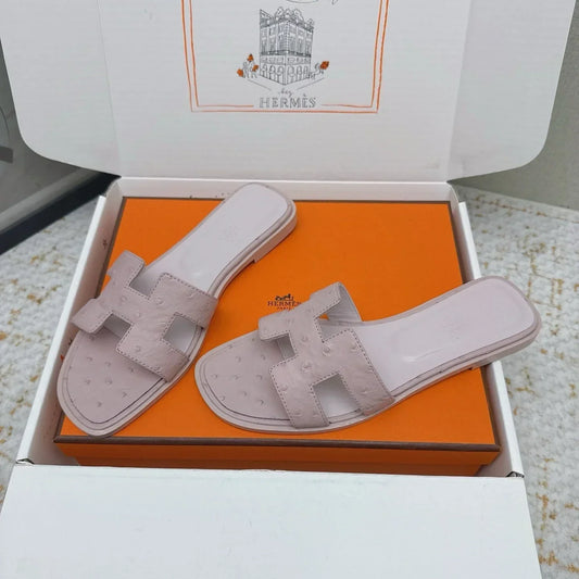 HM 26ss Oran Sandals Rose Nude Ostrich Leather 625099
