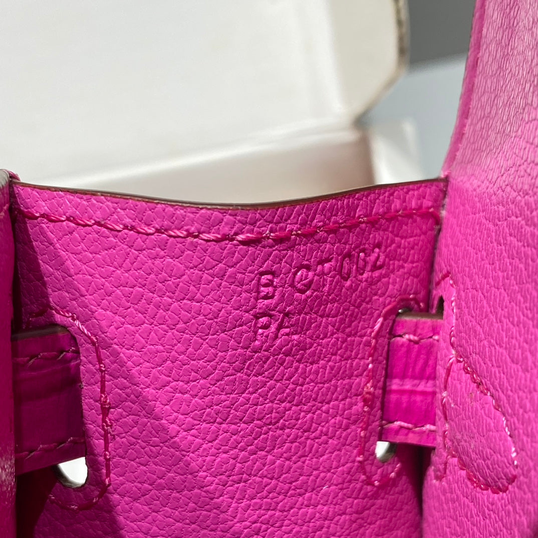 HM 25s Mini Kelly 19cm Deep Magenta Embossed Crocodile Gold Hardware