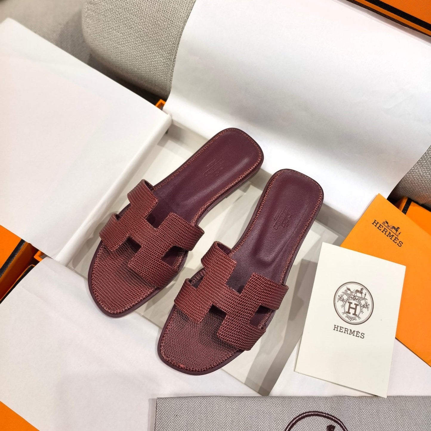HM 26s Oran Sandal Burgundy Epsom 708453