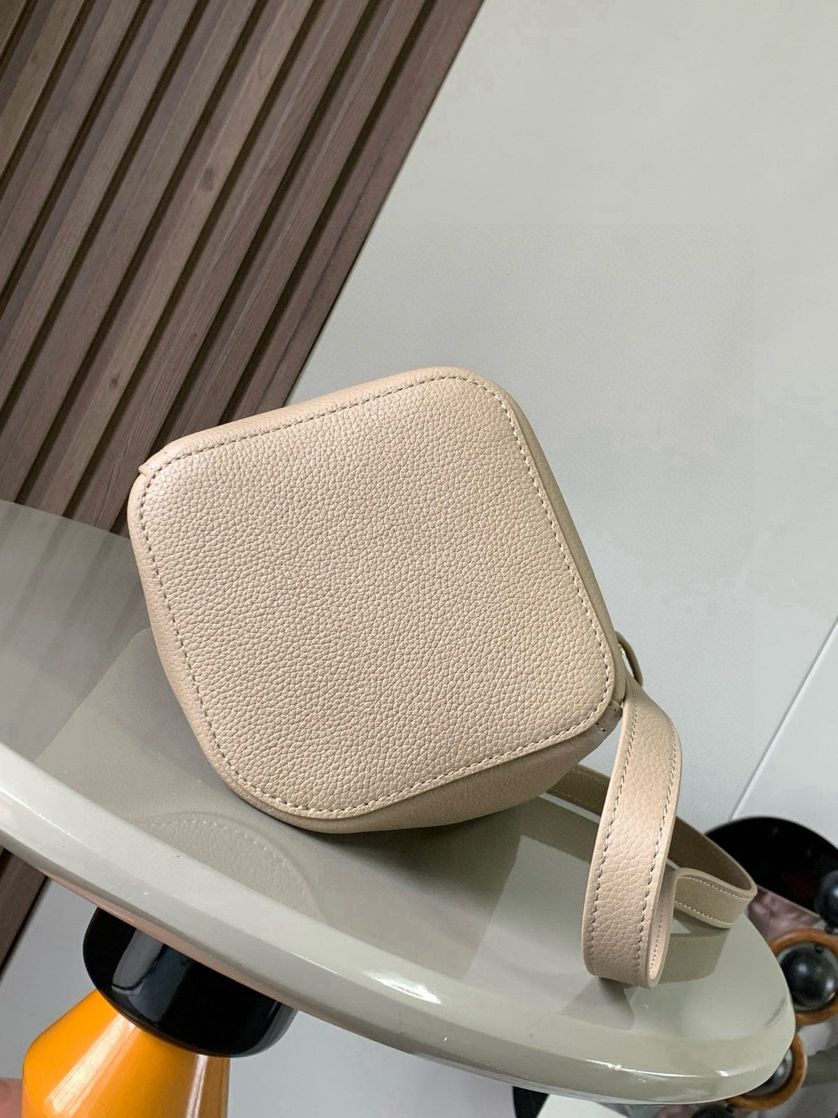 Loewe Mini Pebble Bucket Bag 20cm Beige Grained Calfskin