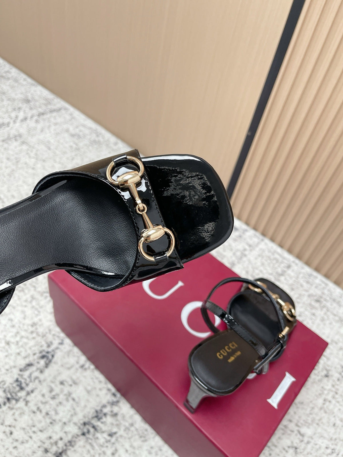GG Signora Sandals 8.5cm Black Shiny Leather 752220