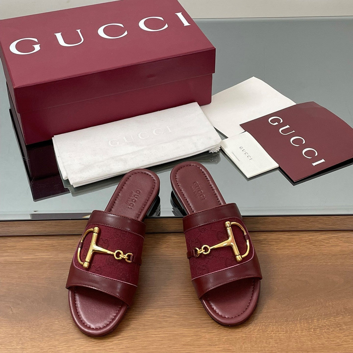GG D-Shaped Sandals Burgundy Sheepskin Canvas 646461