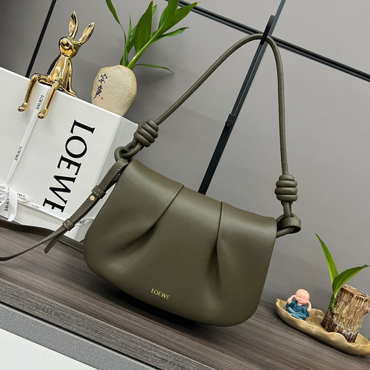 Loew Paseo Shoulder Bag 25cm Dark Olive Cowhide