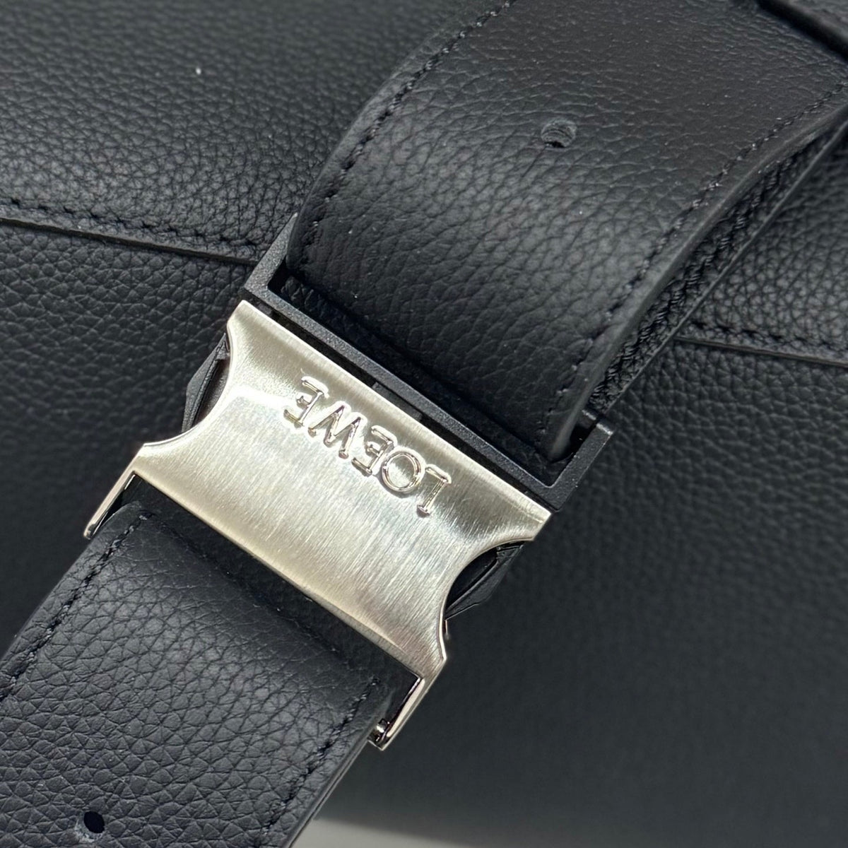 Loewe Puzzle Waist Bag 24 Black Cowhide