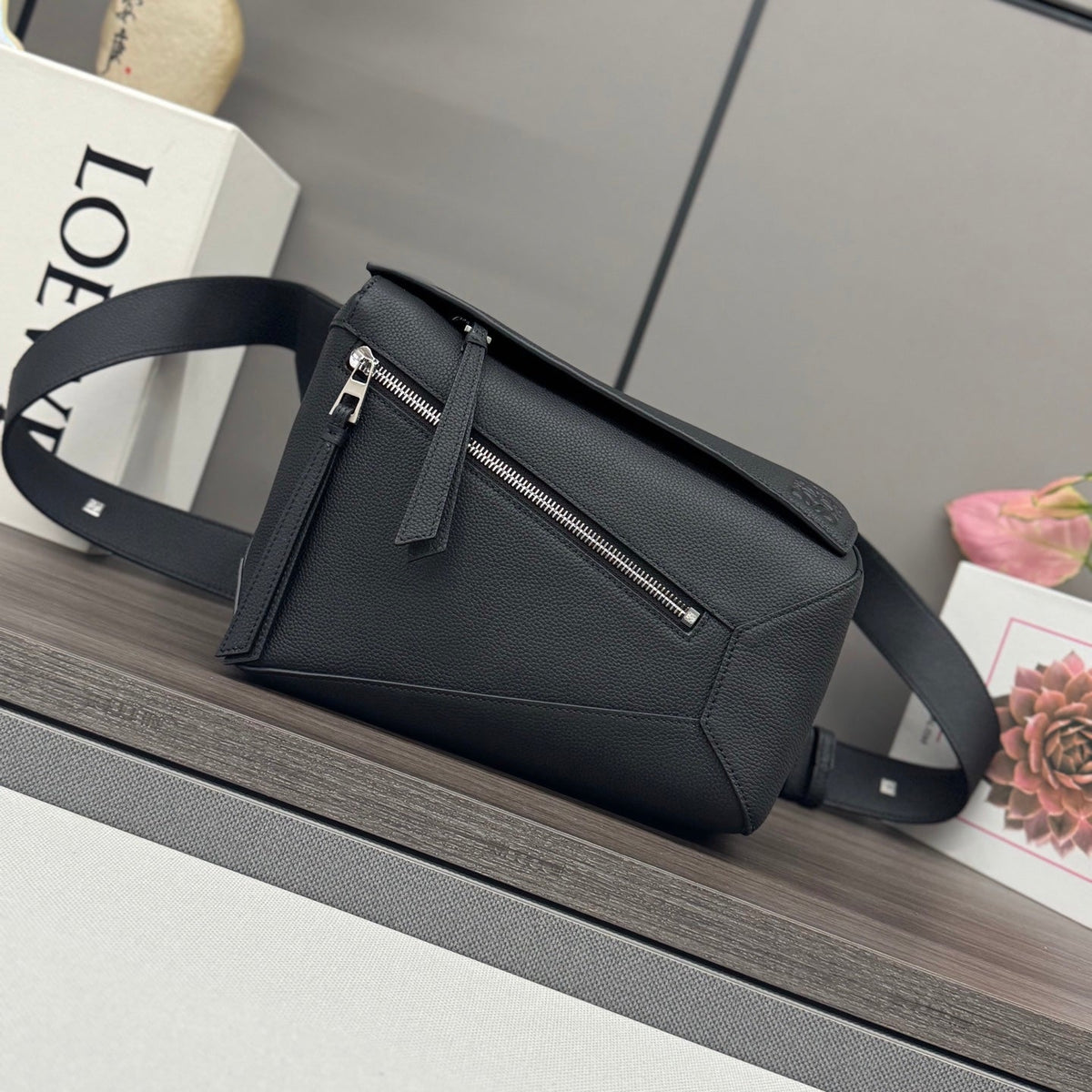 Loewe Puzzle Waist Bag 24 Black Cowhide