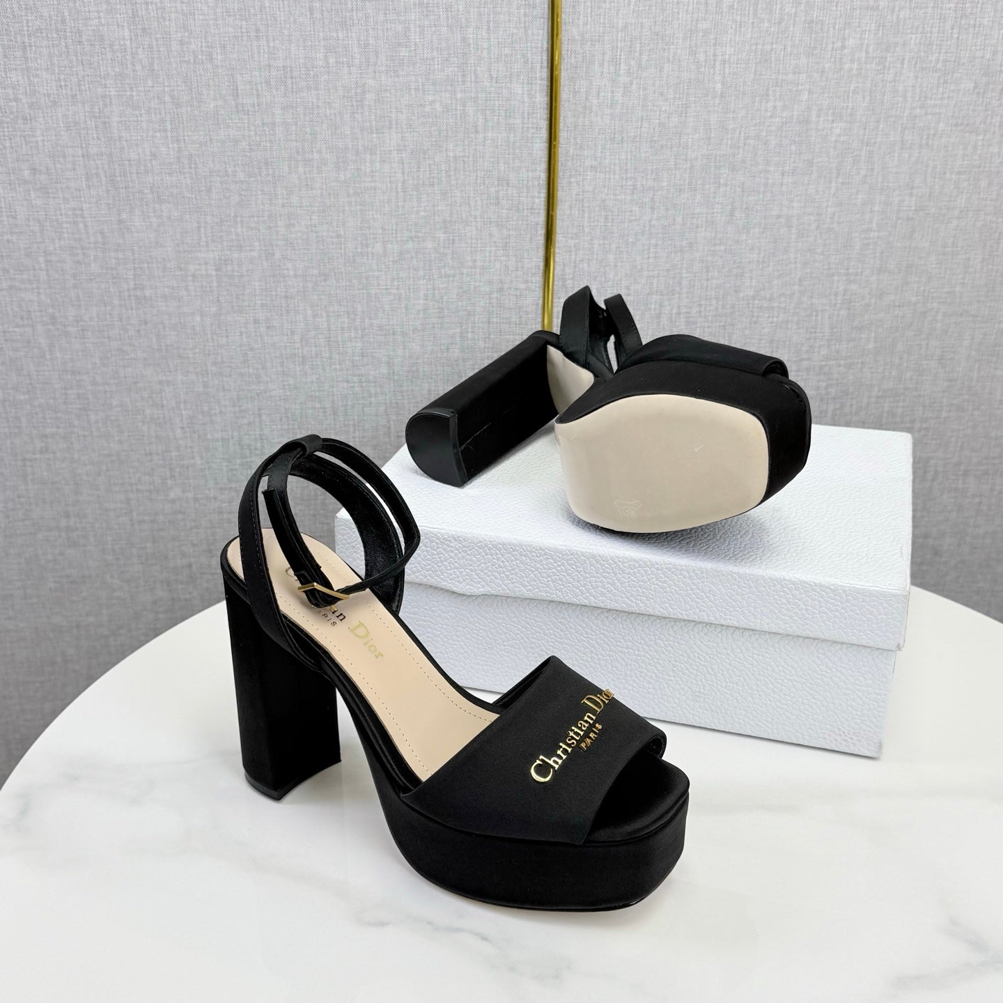 CD 26s Platform Sandals 80 Black Beige Satin Sheepskin 640230
