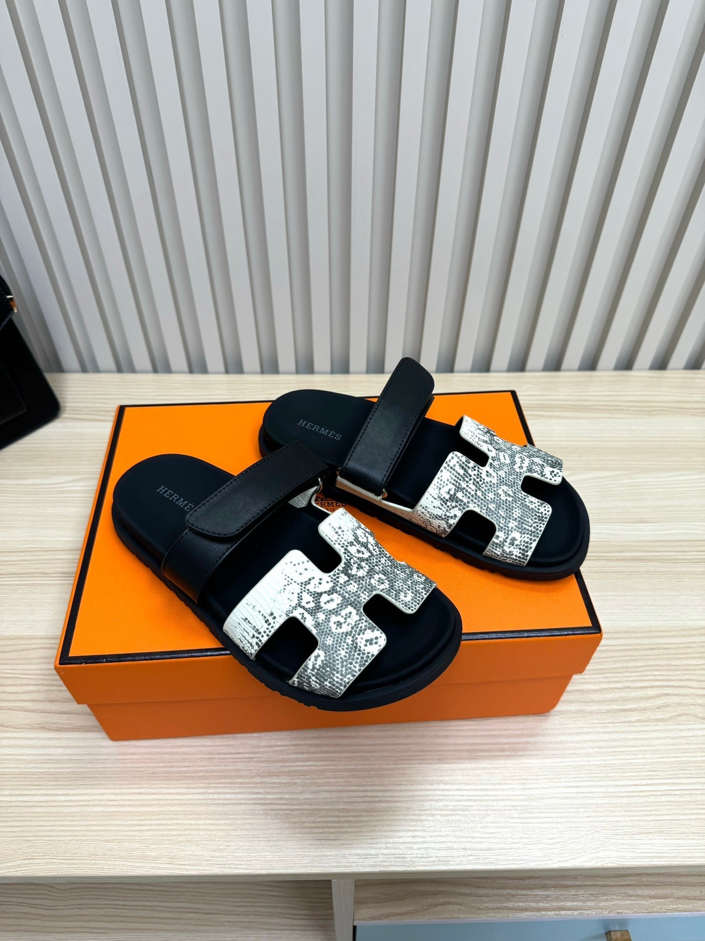 HM Chypre Sandal Black White Python Skin Pattern 618579