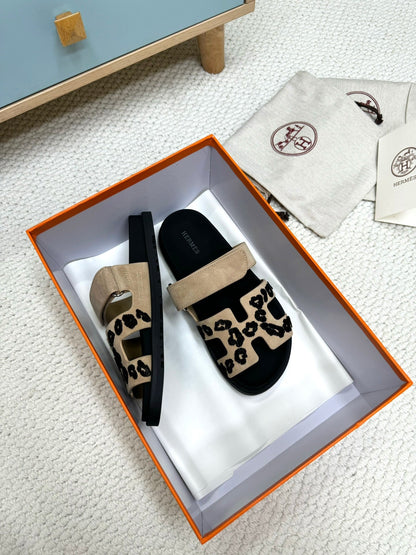 HM Chypre Sandal Black Taupe Suede Wool Leather 618575