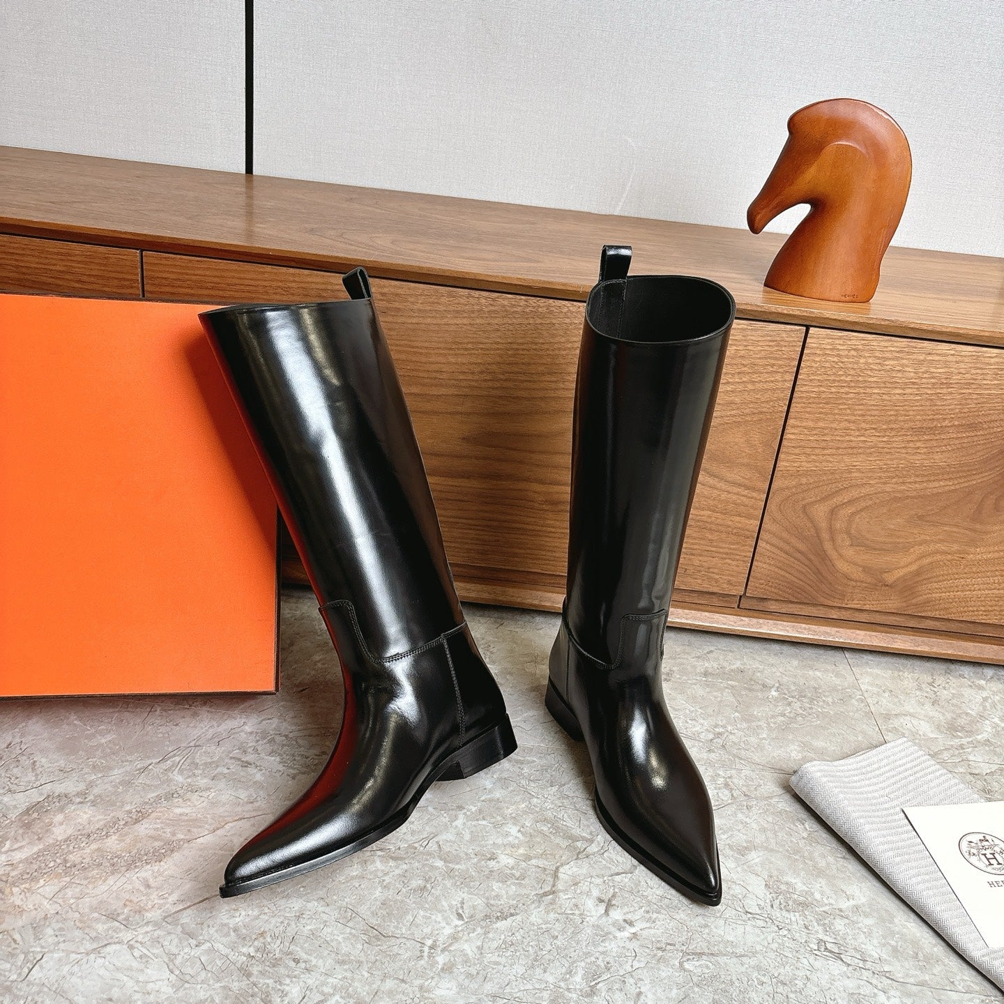HM FW Pointed-Toe Riding Boots Black Patent Leather 541261