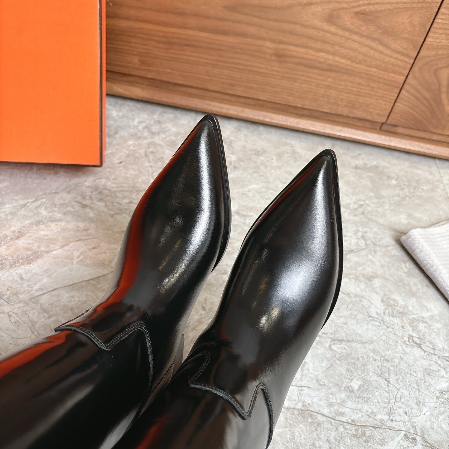 HM FW Pointed-Toe Riding Boots Black Patent Leather 541261