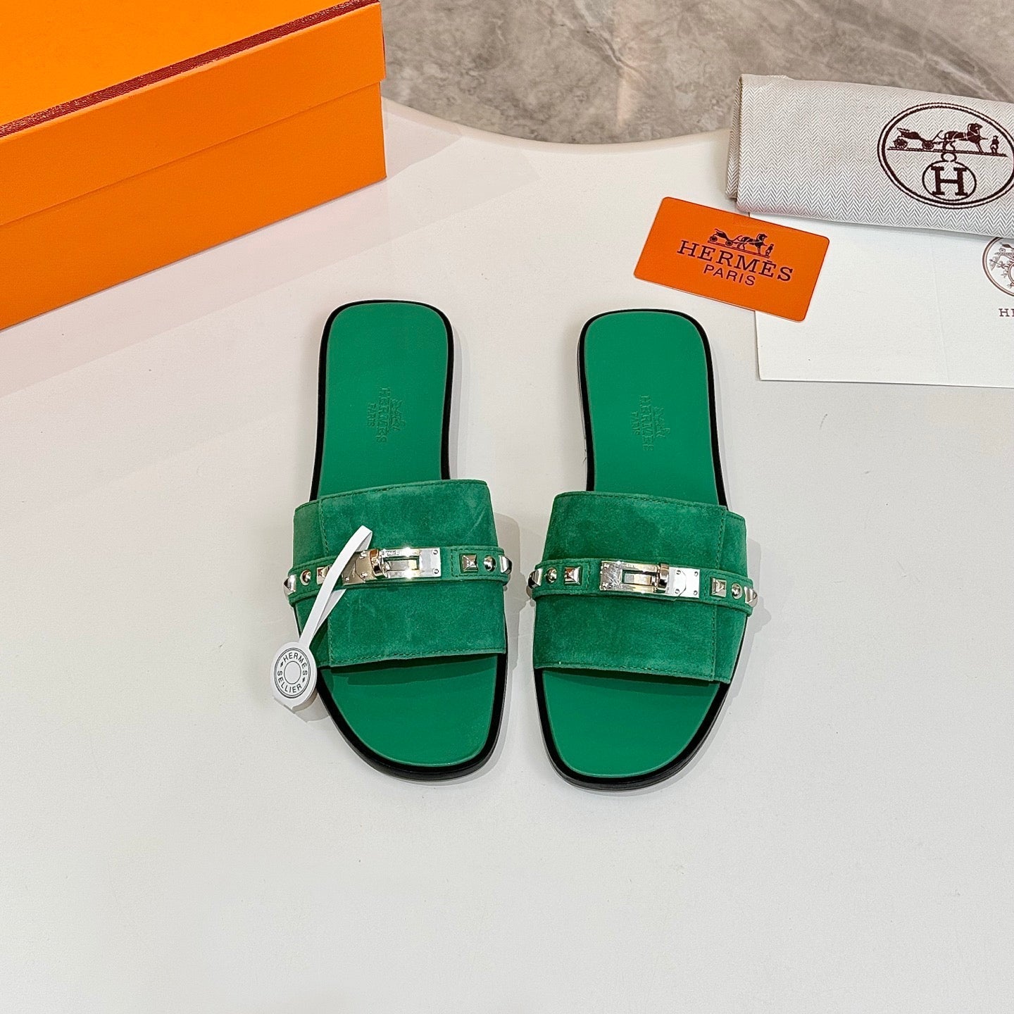 HM 26s Giulia Sandal In Green Suede And Calfskin Silver Hardware