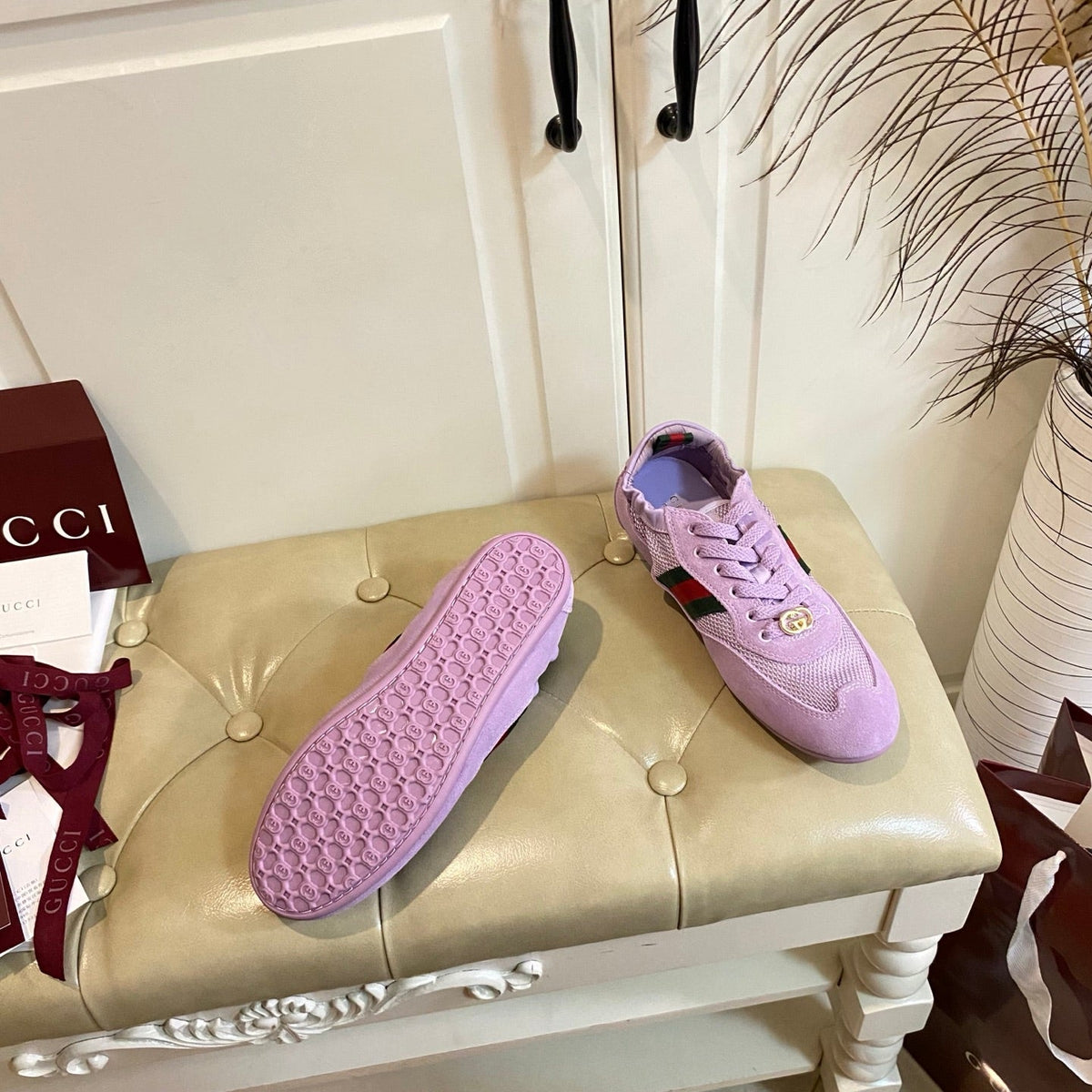 Gucci 26s Sneaker In Light Purple Suede And Mesh Fabric