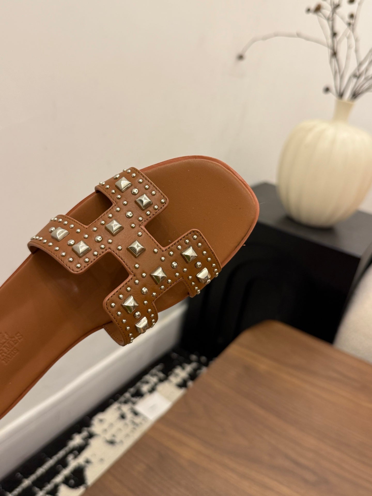 HM 26s Oran Studded Sandals In Brown Calfskin