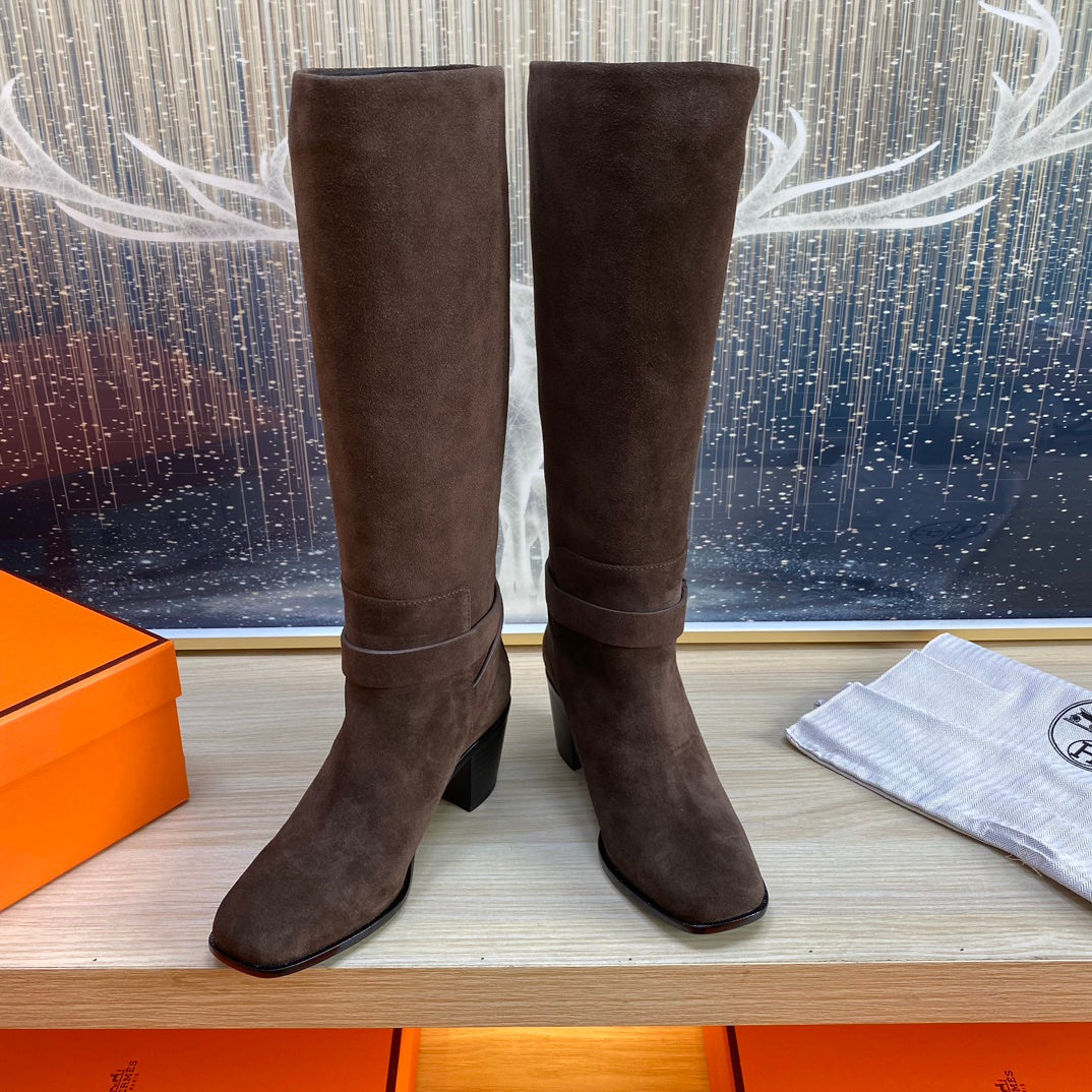 HM Justine Boot In Chocolate Suede 987480