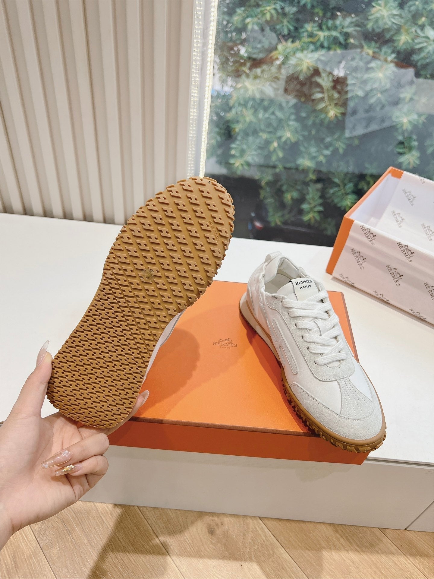 HM JET SNEAKER WHITE CALFSKIN