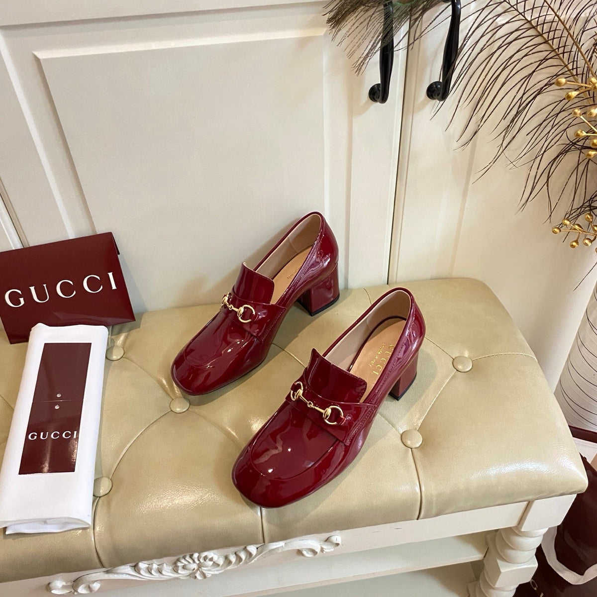 Gucci 26s Horsebit Loafers 55 Mm In Red Glossy Calfskin