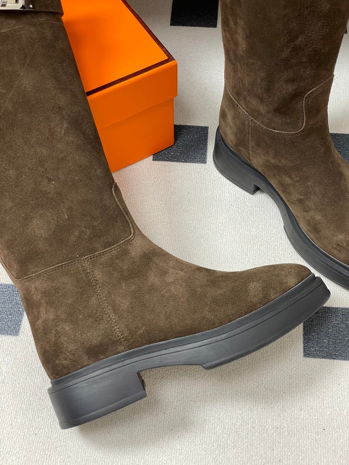 HM Jumping Boots 30mm Dark Brown Kelly Buckle Suede 423265