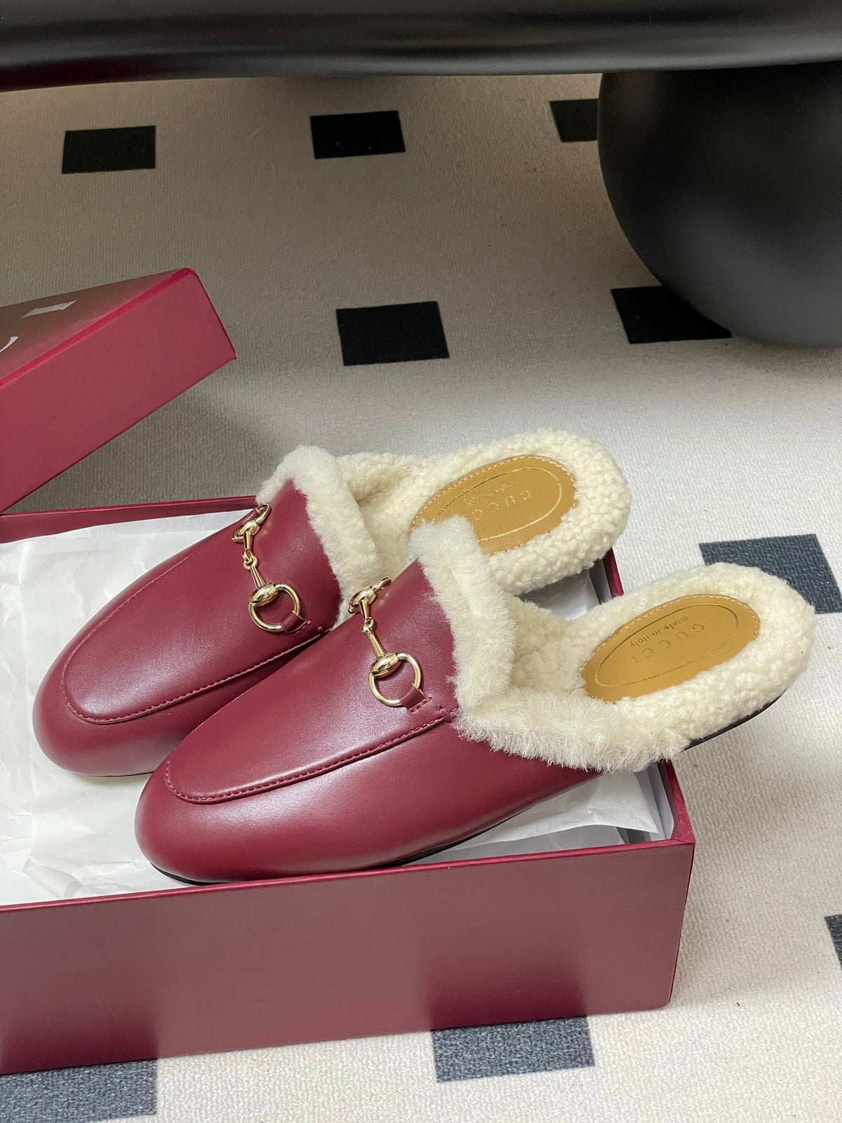 GG horsebit flat mules red cowhide 534711