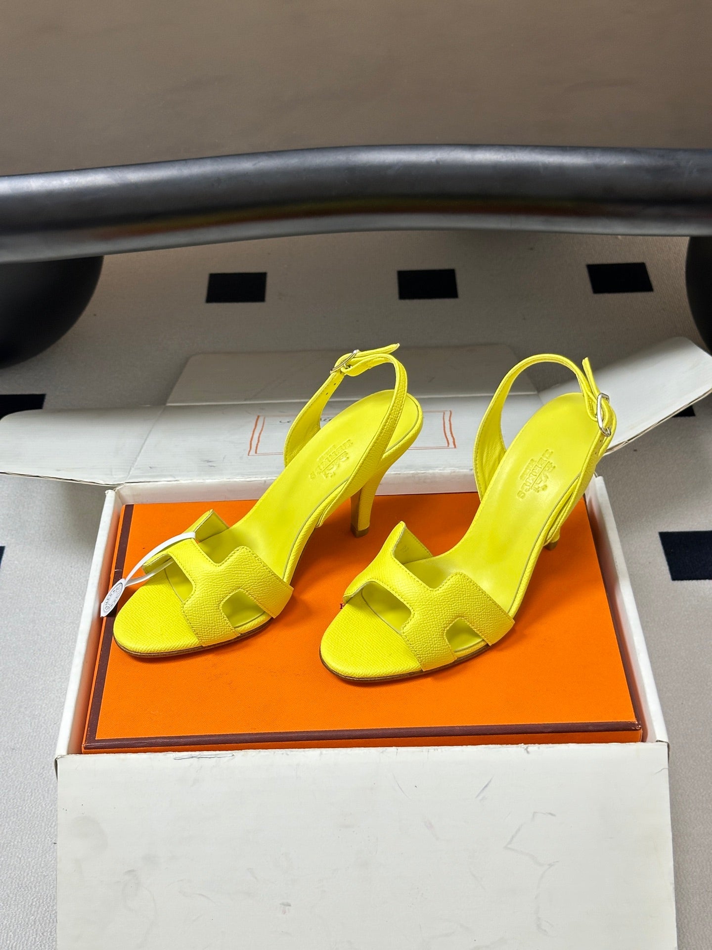 HM Holy Sandal Bright Yellow Cowhide 834999