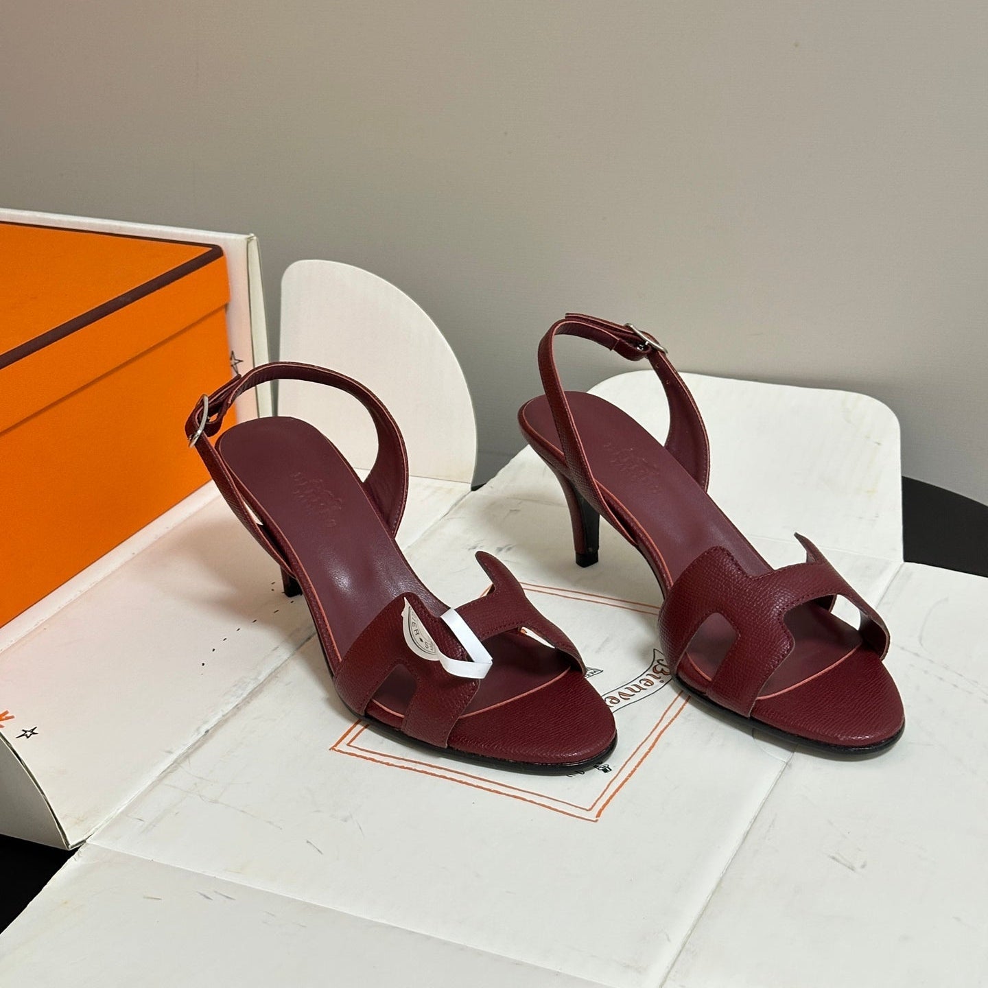 HM Holy Sandal Burgundy Cowhide 835008