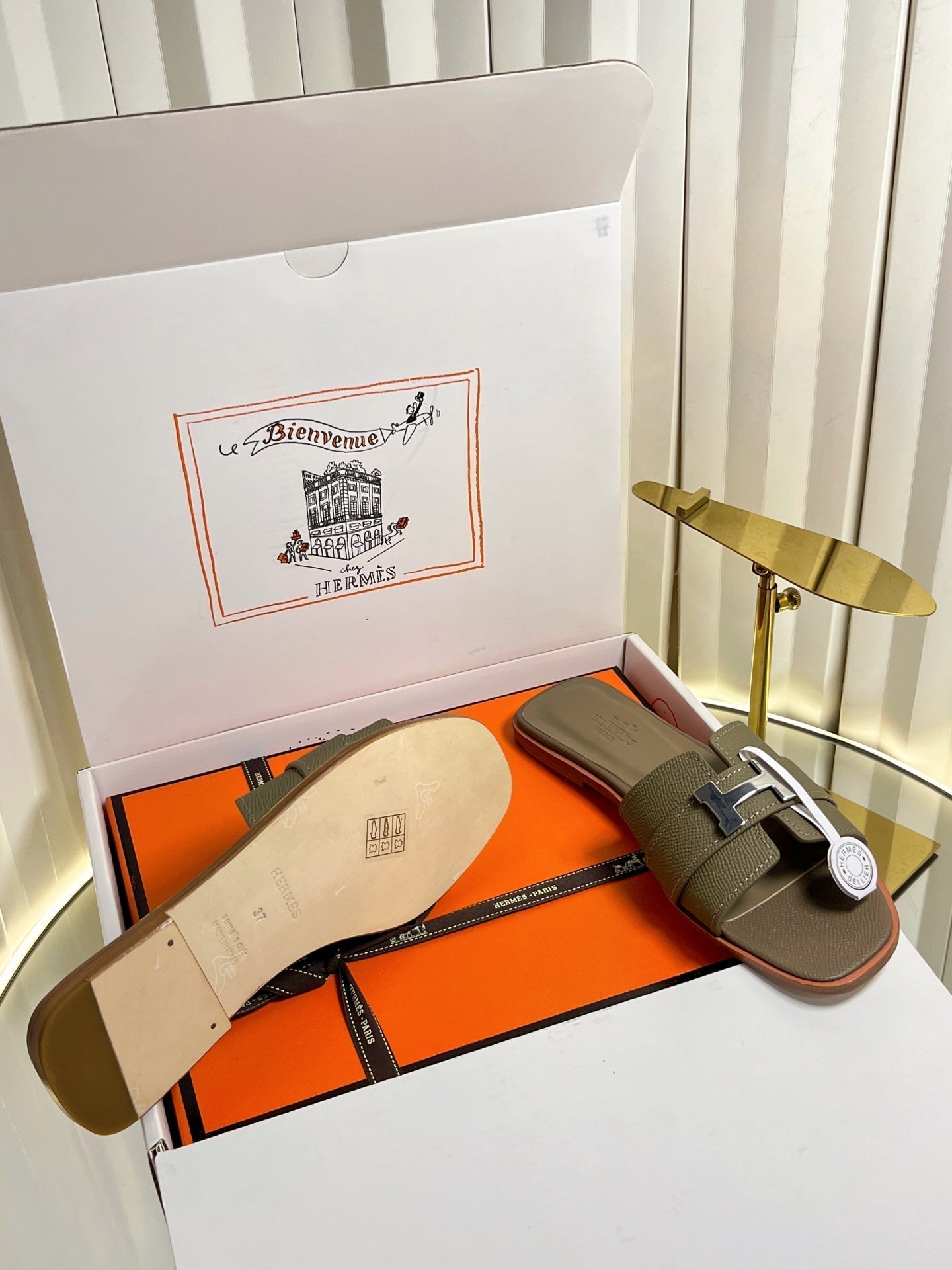 HM 26s Oran Sandals In Olive Brown Epsom Calfskin Silver Hardware