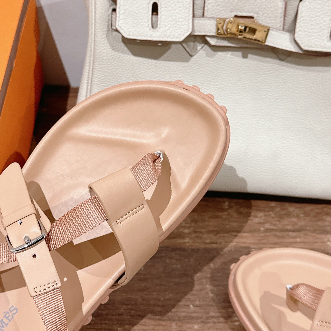 HM Inboard Sandals Beige Canvas Leather 849584