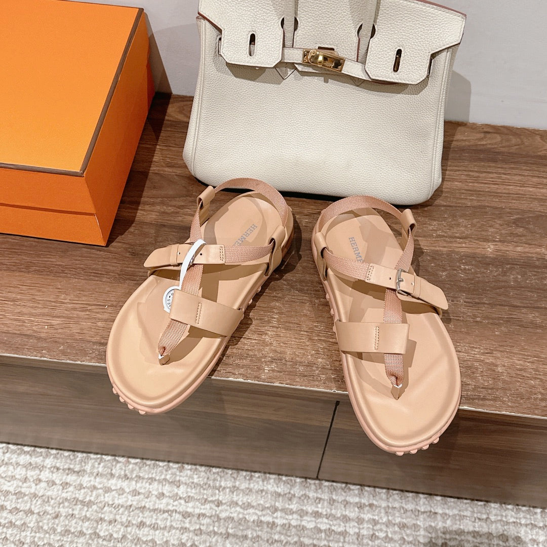 HM Inboard Sandals Beige Canvas Leather 849584