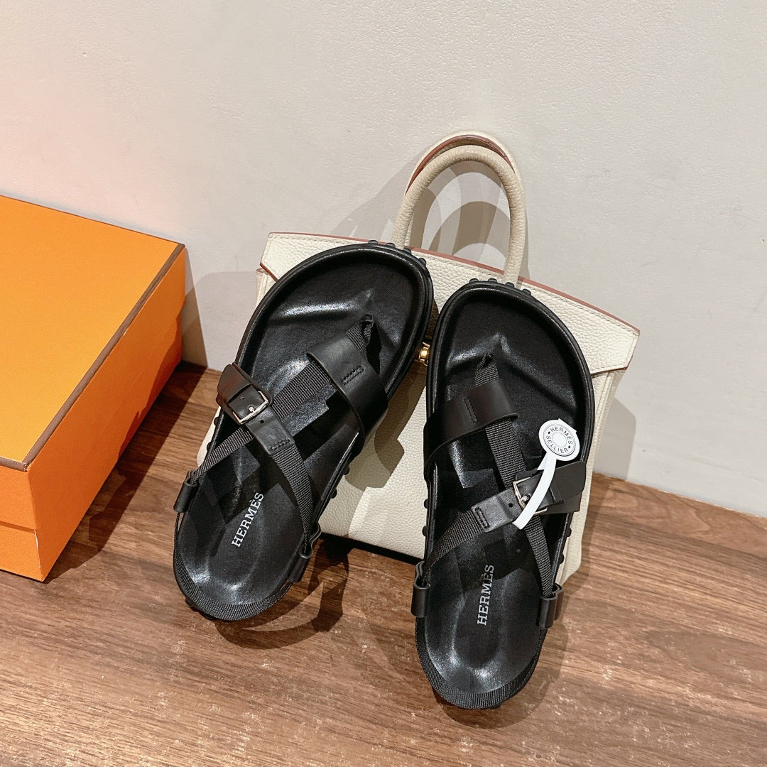 HM Inboard Sandals Black Canvas Leather 849583