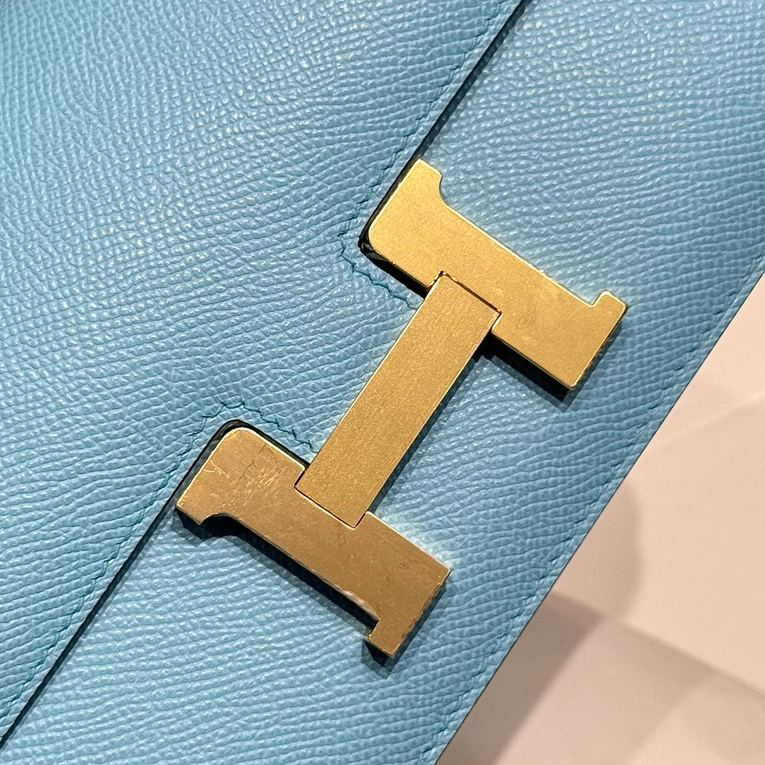 HM Constance Elan 24 Day Sky Blue Epsom Gold Hardware 237338