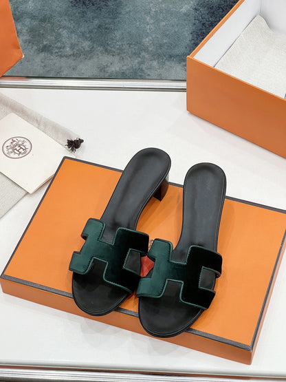 0ran 45 sandal dark green velvet goatskin
