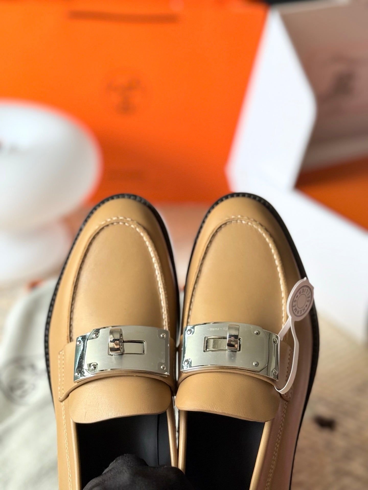 HM Hot Loafer Beige Calfskin 531376
